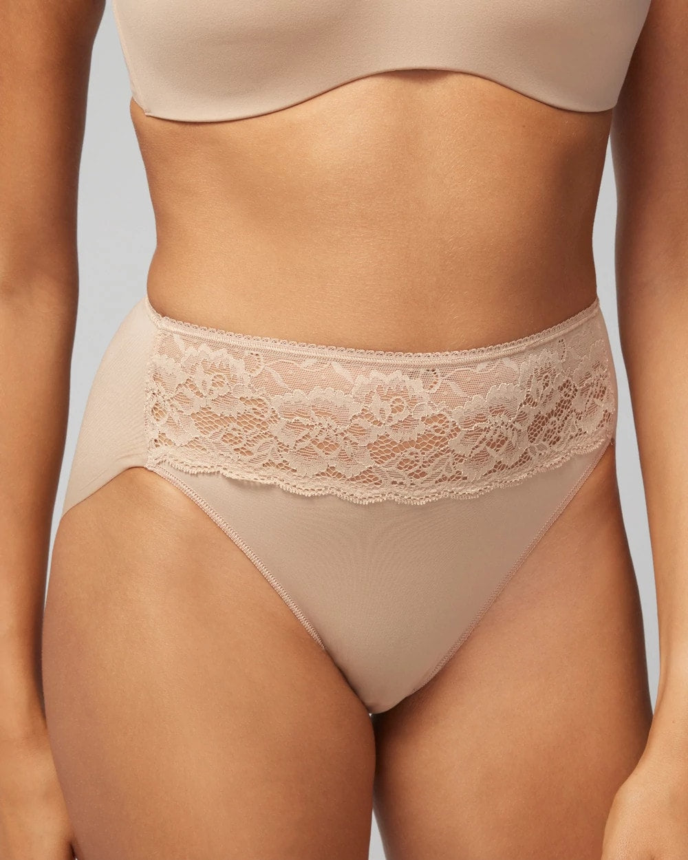 High-Leg Panty with Lace - Soma