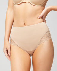 High-Waist Brief Panty with Lace - Soma
