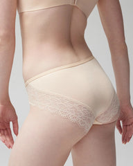 Hipster Panty with Enchanting Lace - Soma