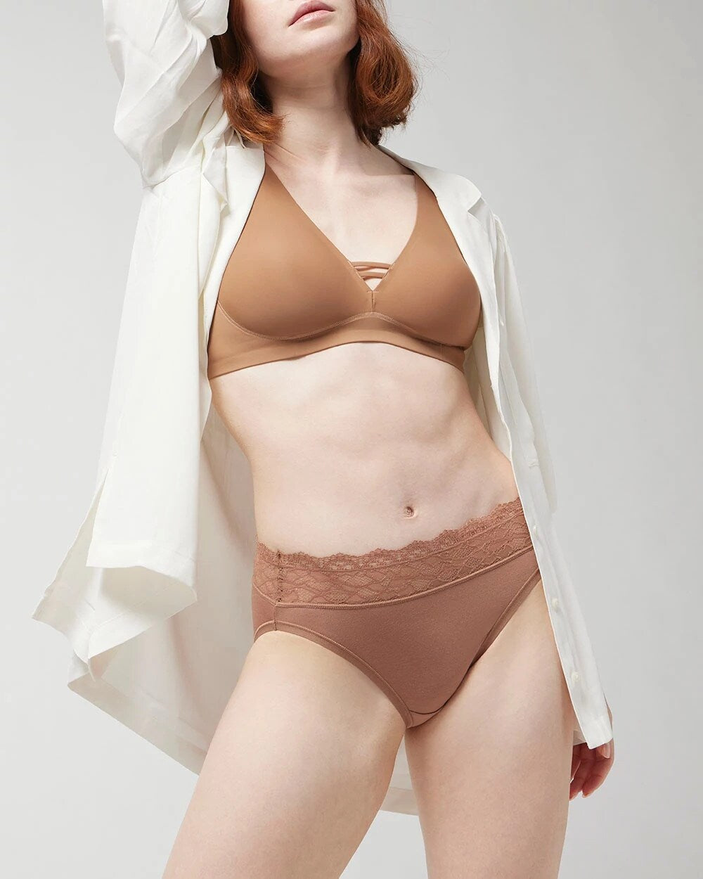 High-Leg Panty with Enchanting Lace - Soma