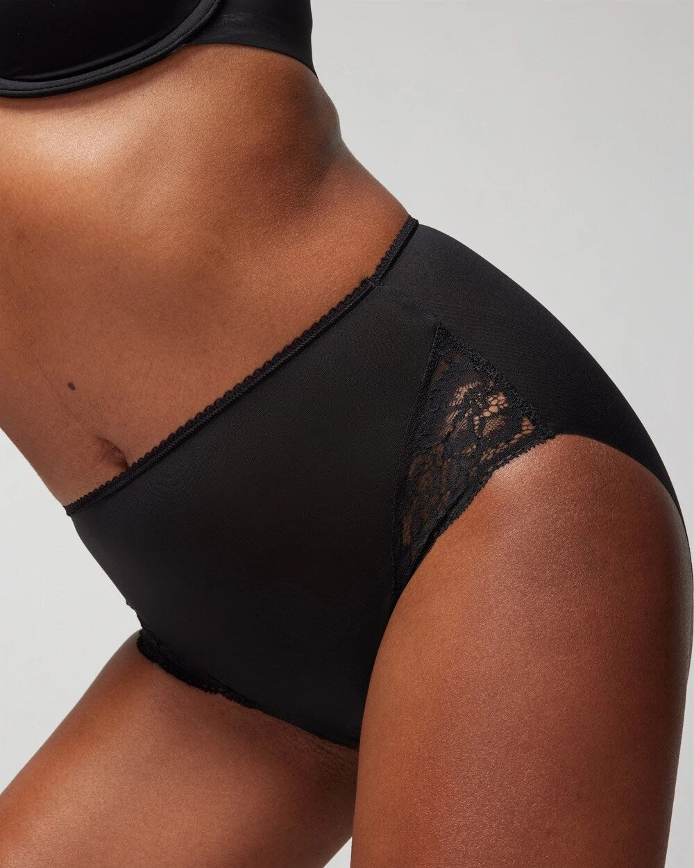 High-Waist Brief Panty with Lace - Soma