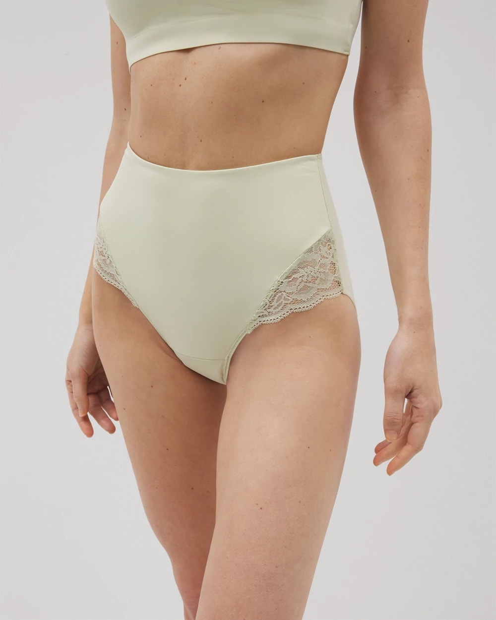 Tummy High-Waist Brief Panty with Lace - Soma