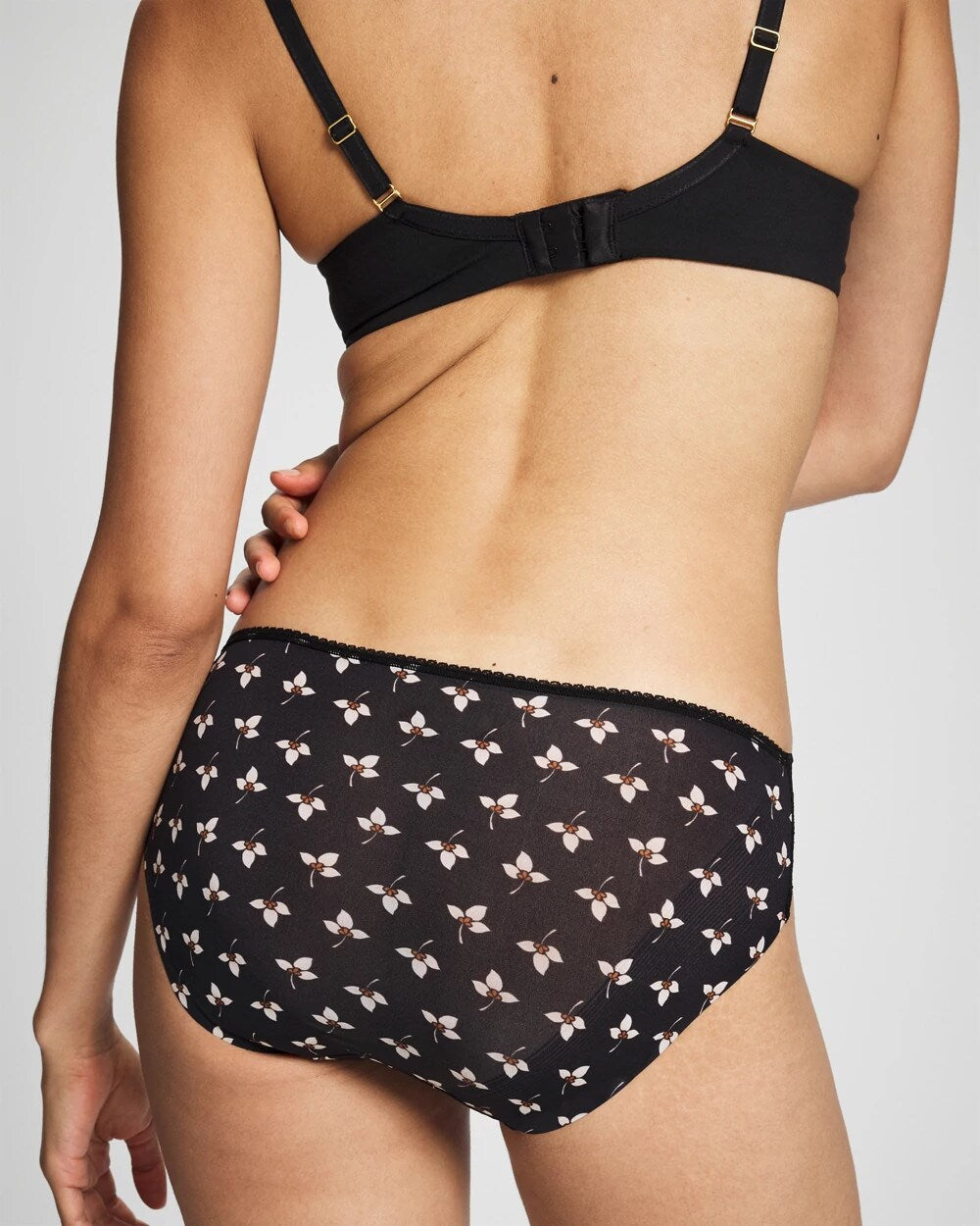 Edge Hipster Panty with Lace - Soma