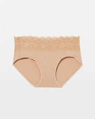 Hipster Panty with Enchanting Lace - Soma