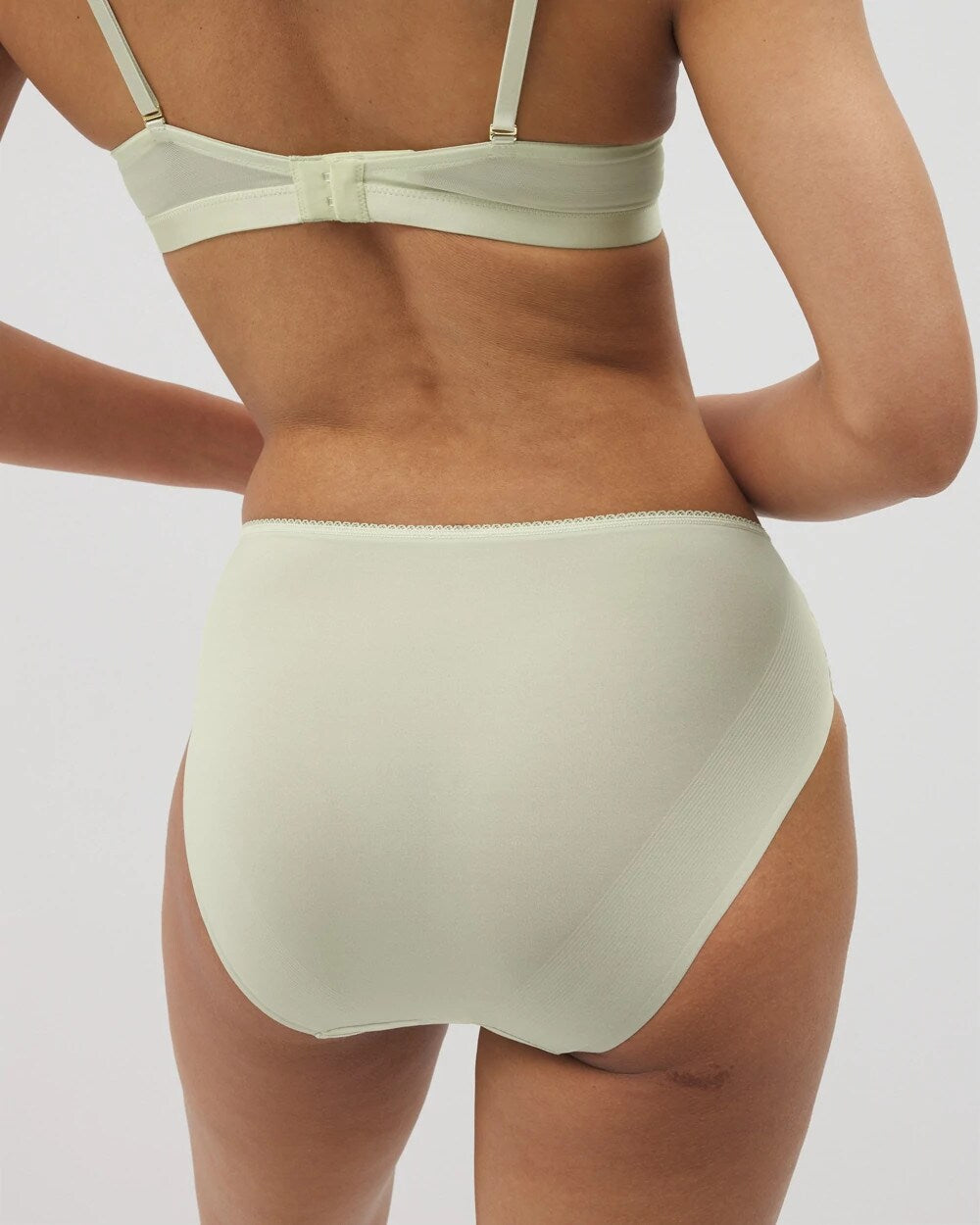 Edge High-Leg Panty with Lace - Soma