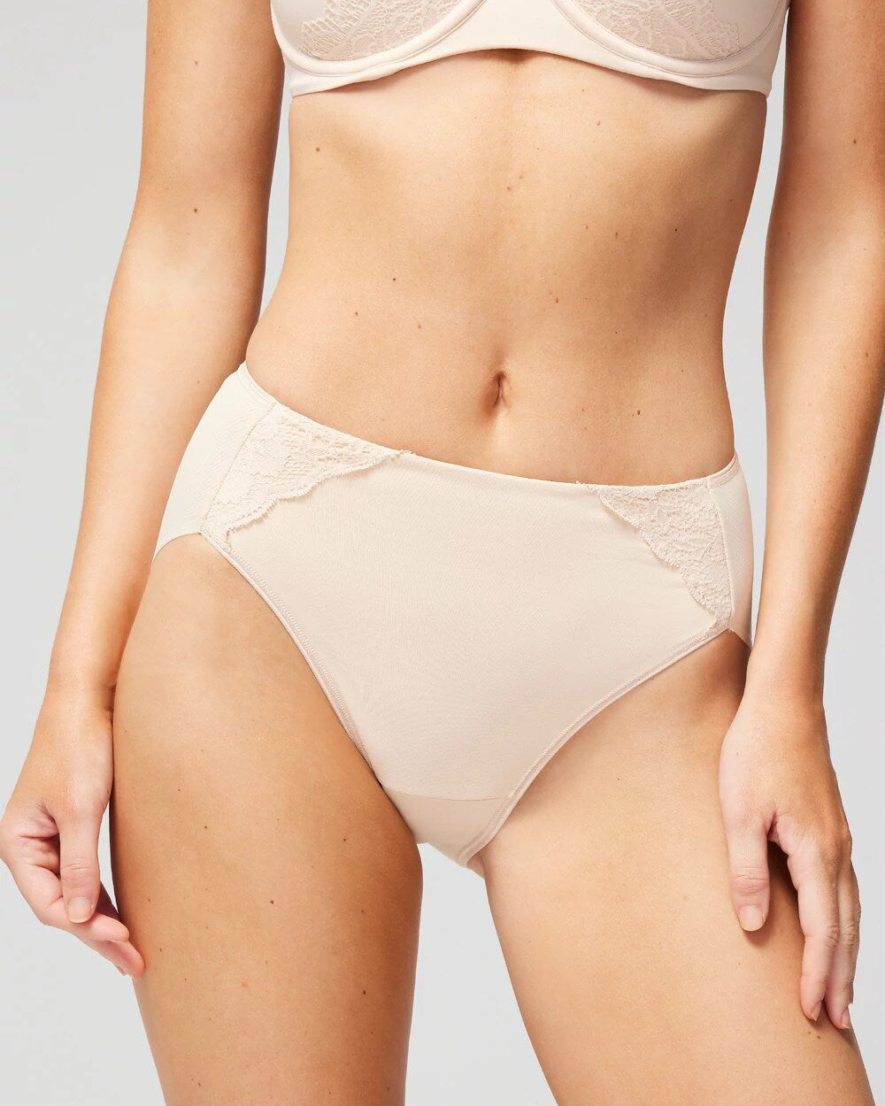 High-Leg Brief Panty with Lace - Soma