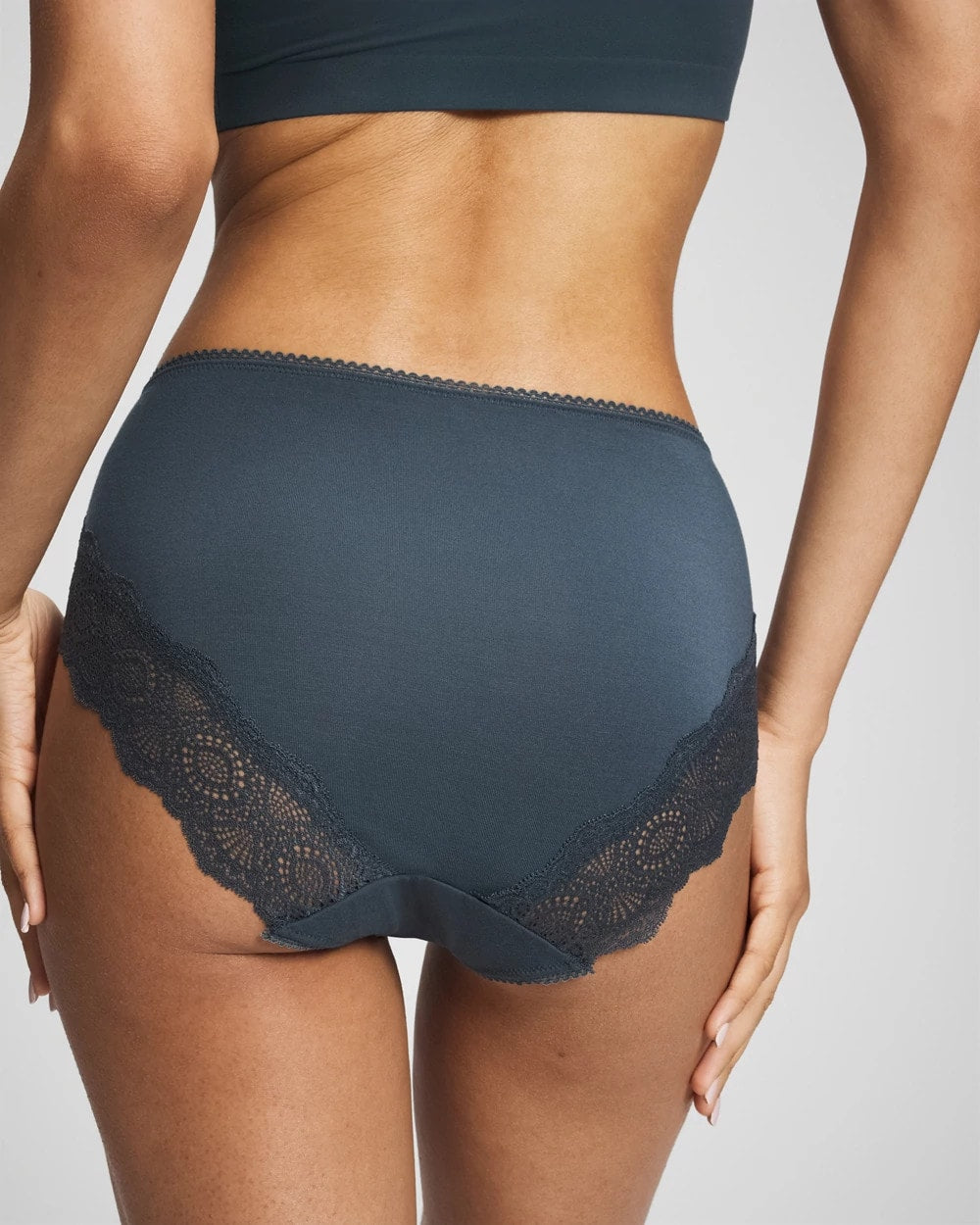 Embraceable High-Leg Panty with Crochet Lace - Soma