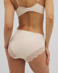 Embraceable High-Leg Panty with Crochet Lace - Soma