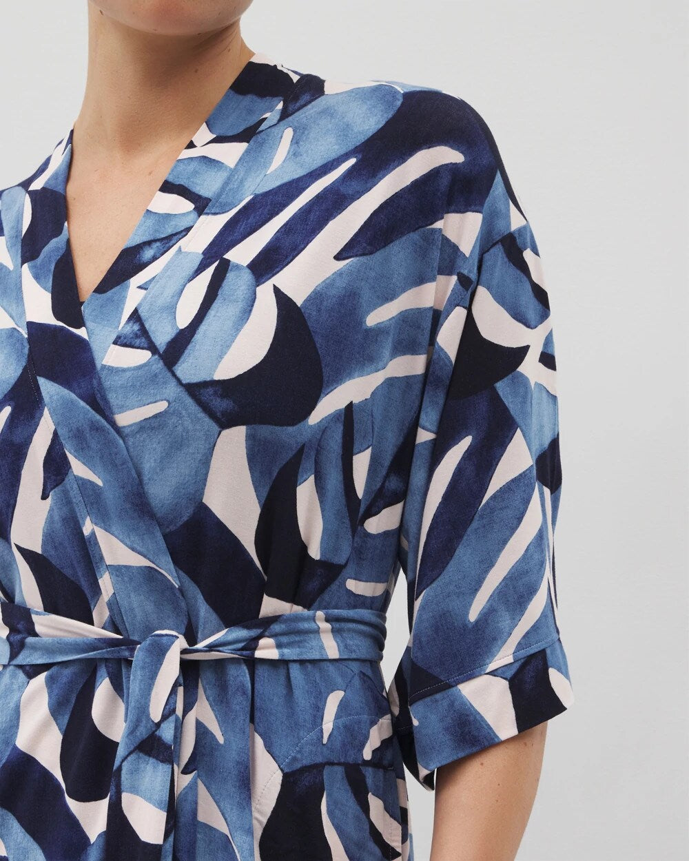 Short Robe - Soma