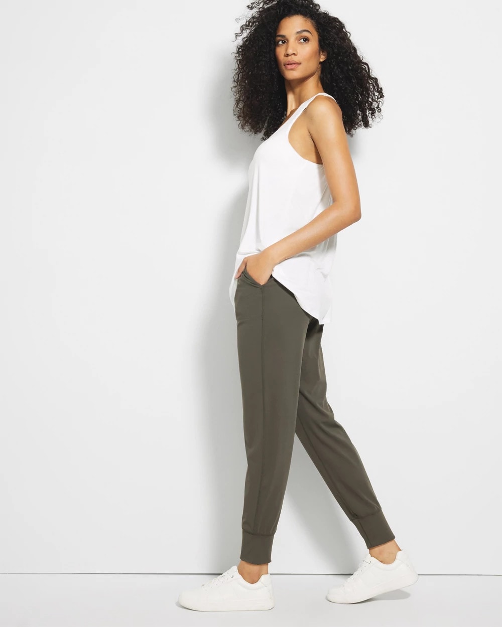 24/7 High-Waist Joggers - Soma