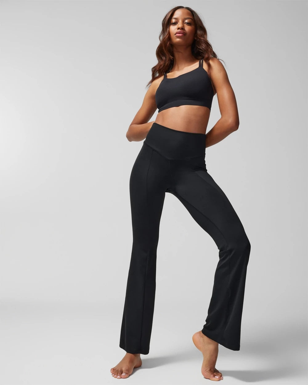 24/7 High-Waist Mini Flare Leggings - Soma