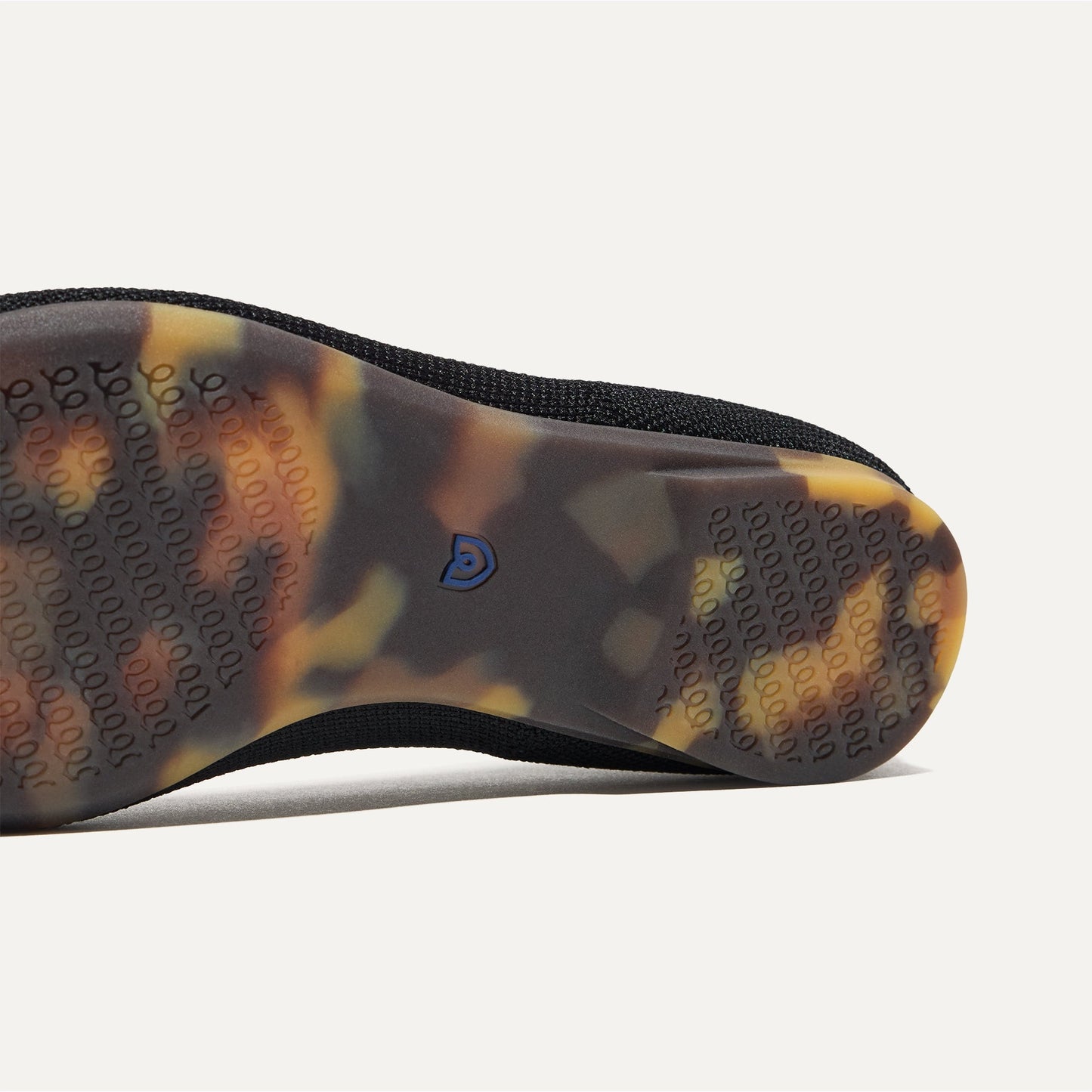 Rothys The Emblem Point II in Black