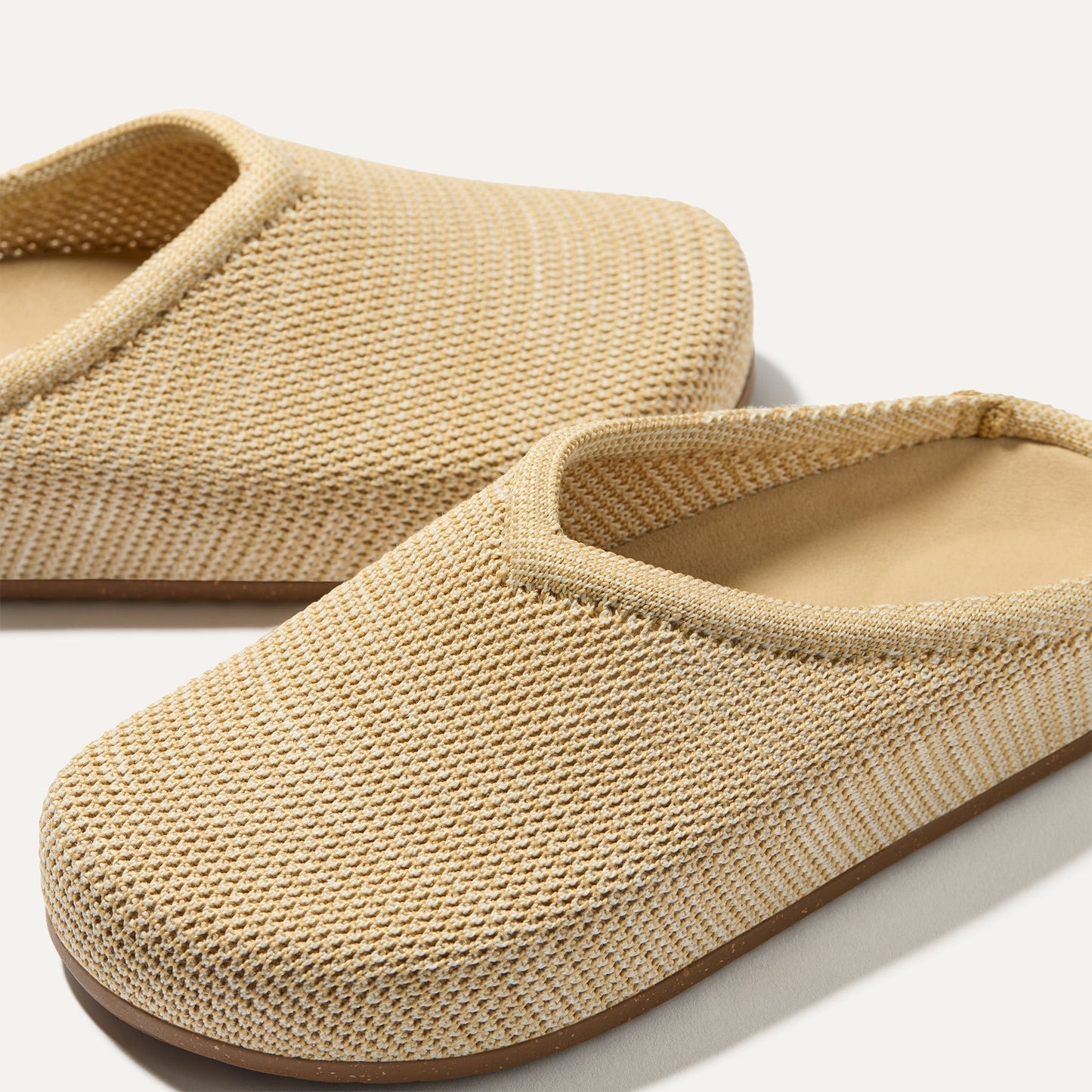 Rothys The Casual Clog in Pelican Raffia-Knit
