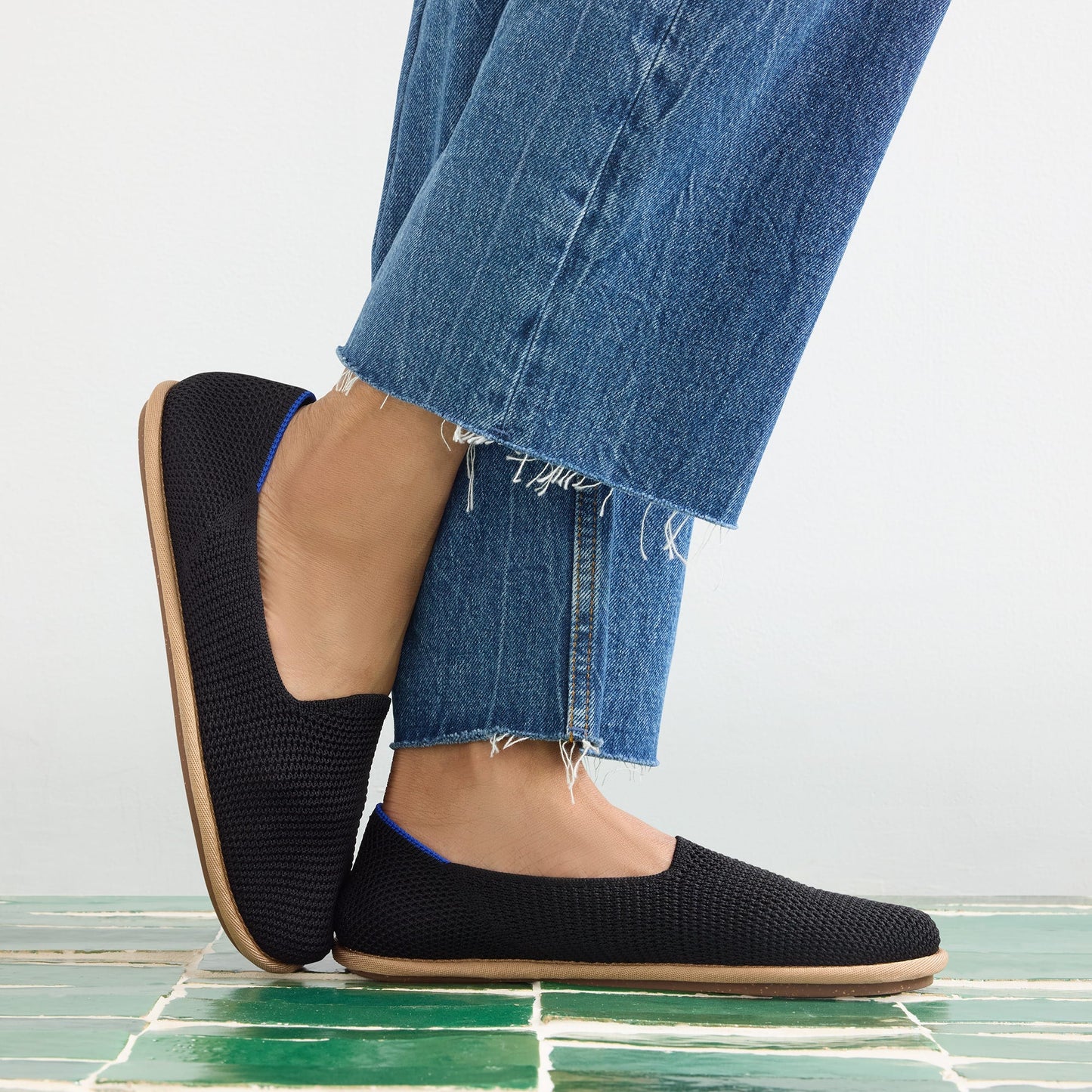 Rothys Women's Cruiser Loafer in Black Raffia-Knit