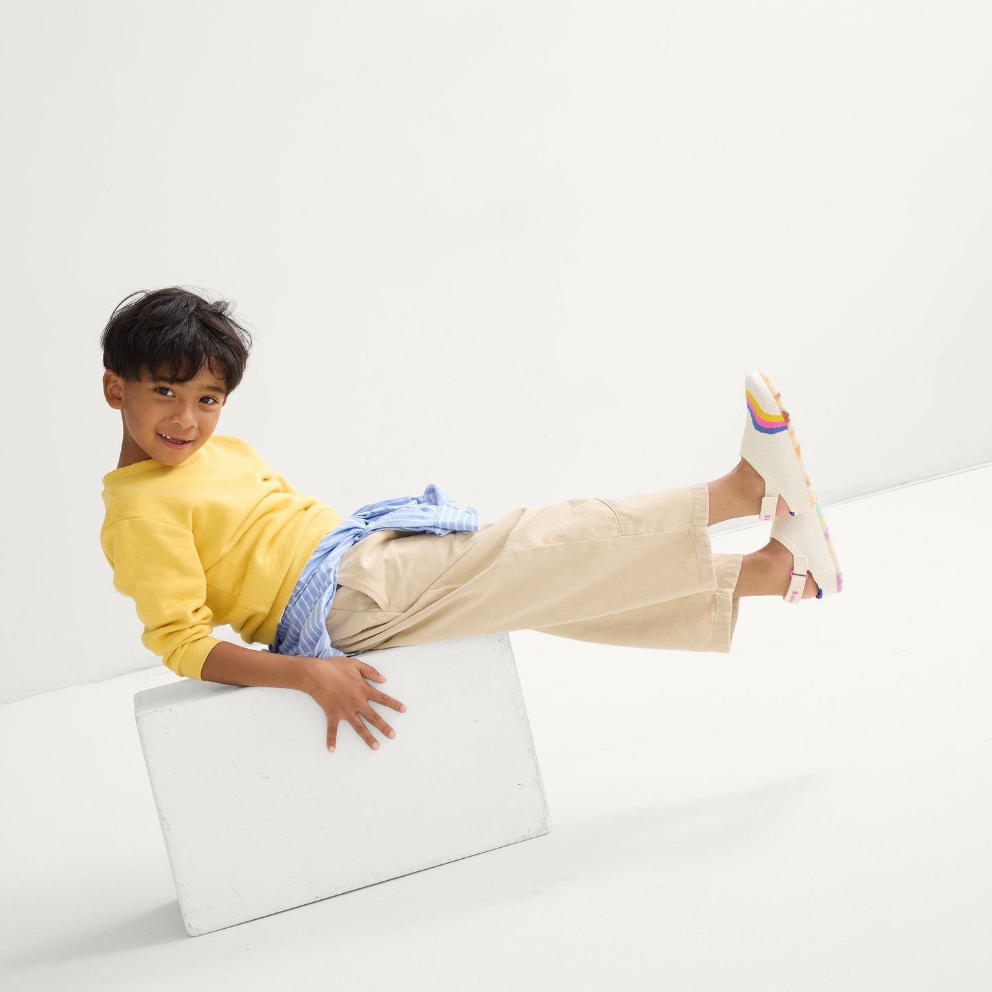 Rothys The Kids Clog in Retro Wave