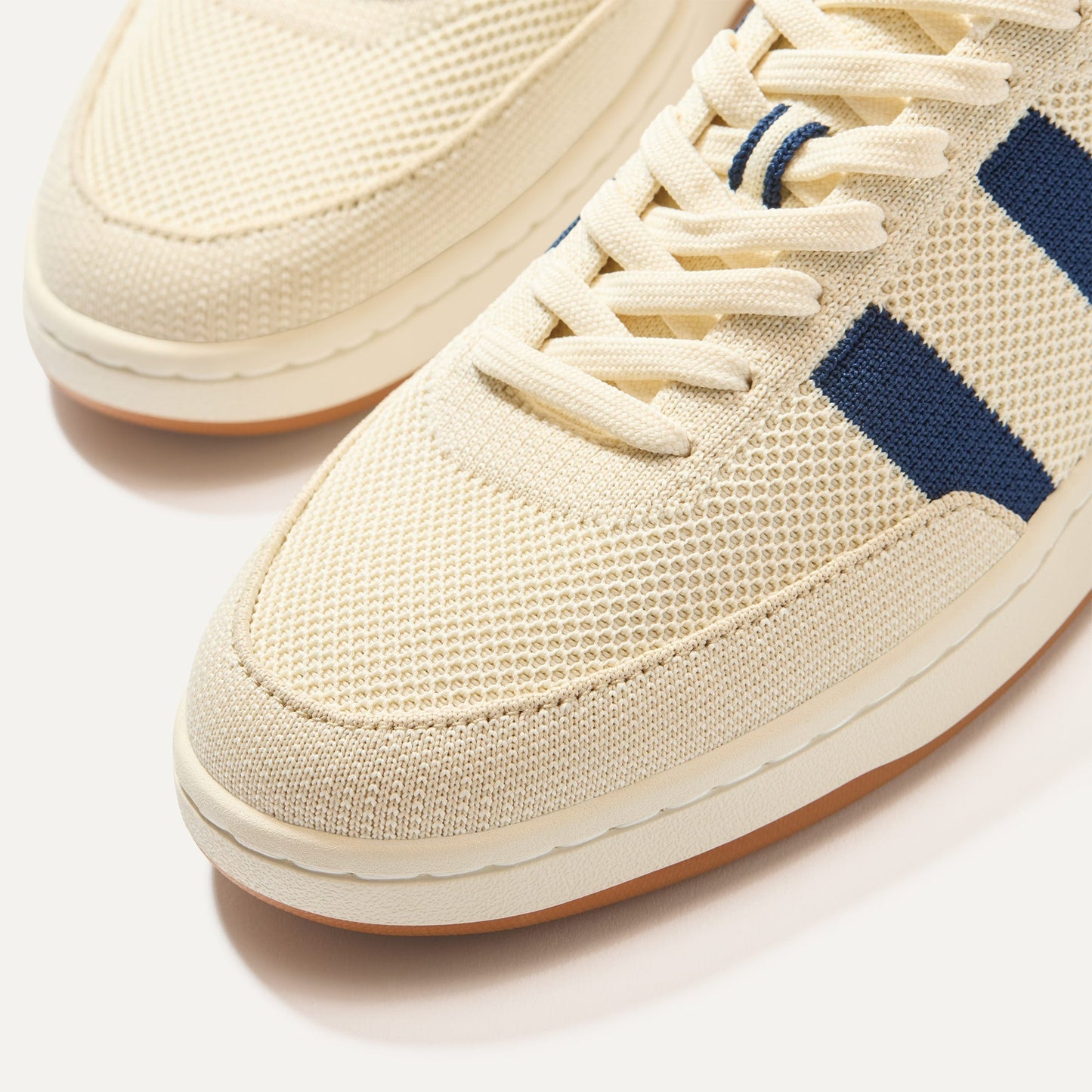 Rothys The Men's Court Sneaker in Freestyle