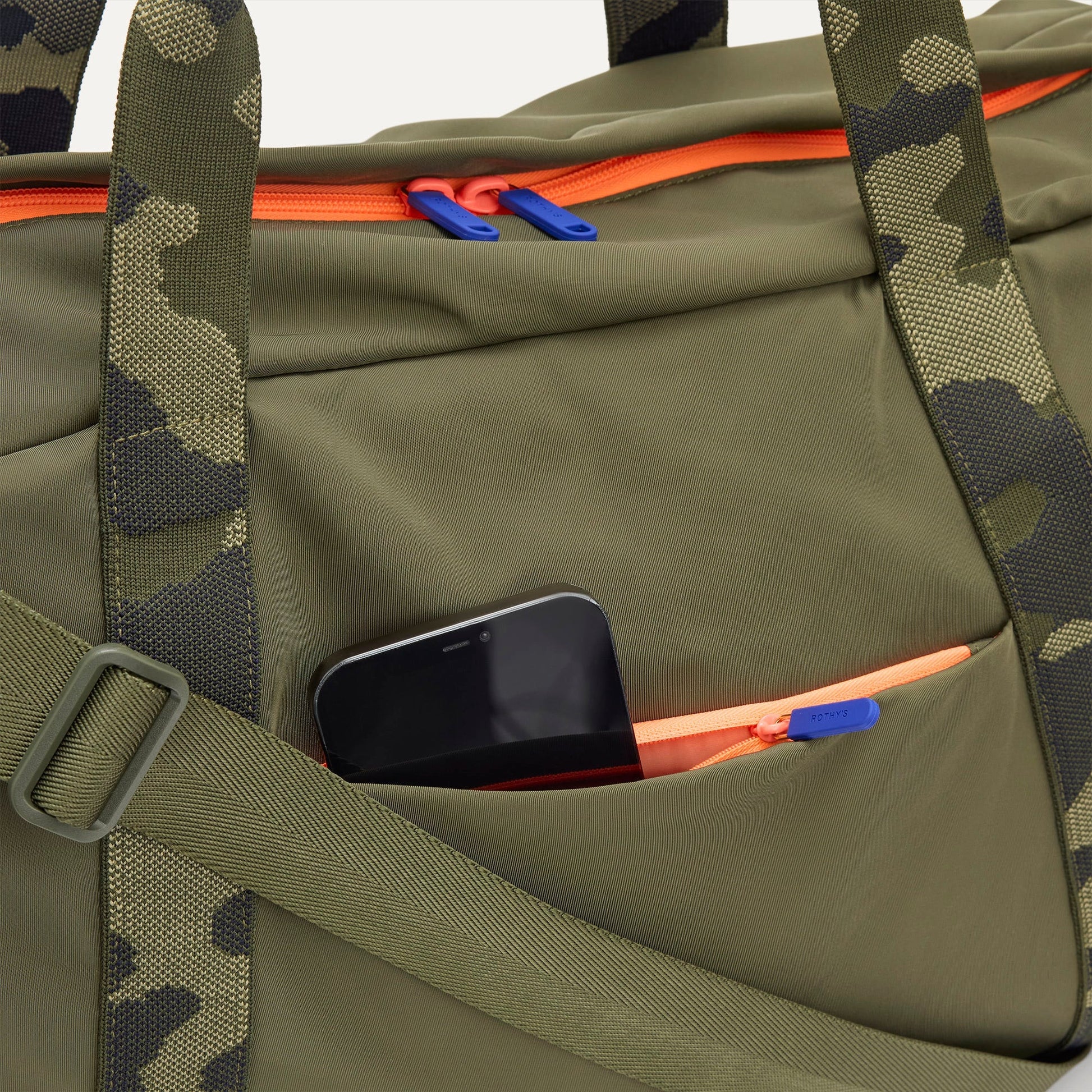 Rothys Lightweight Travel Duffel Bag in Forest