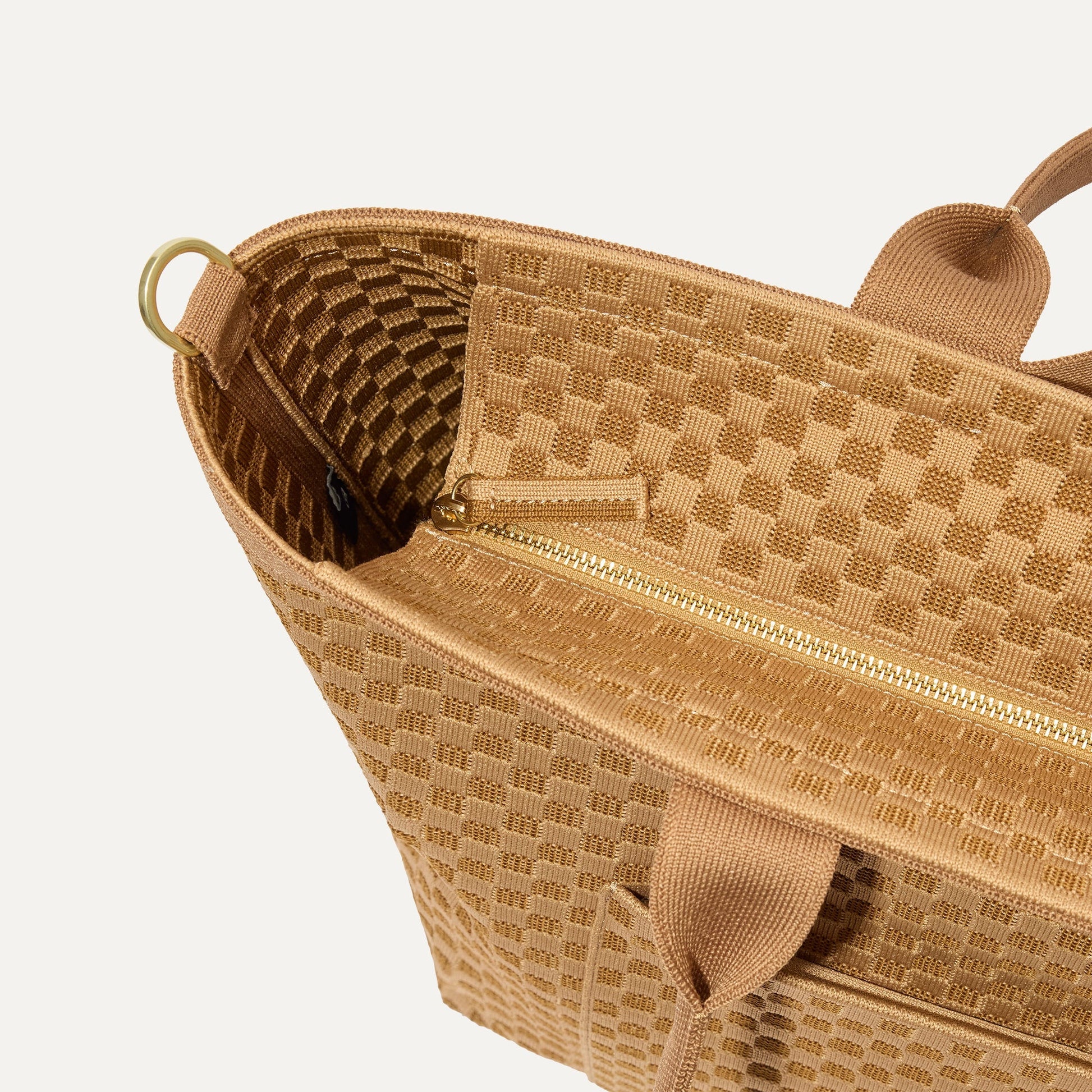 Rothys The Zip Travel Tote in Hazelnut