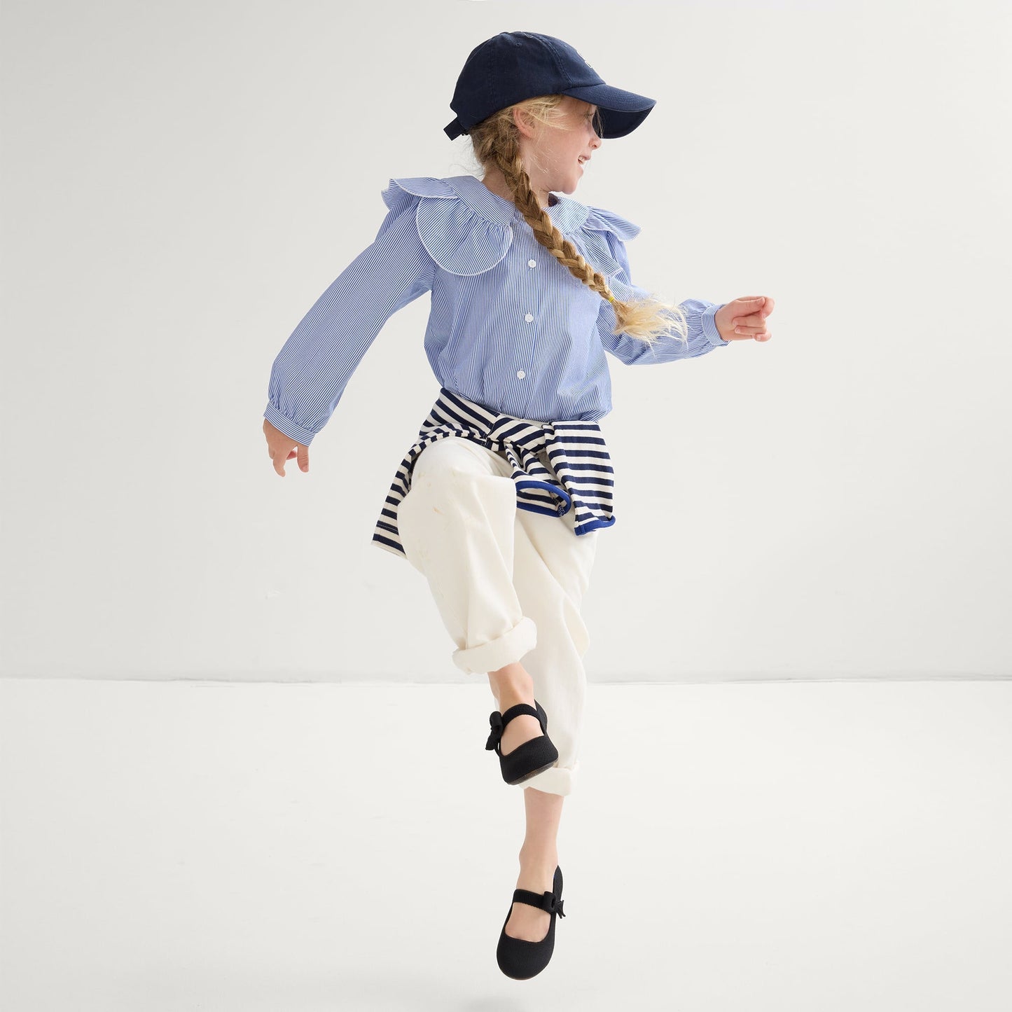 Rothys The Kids Tux Bow Mary Jane in Black