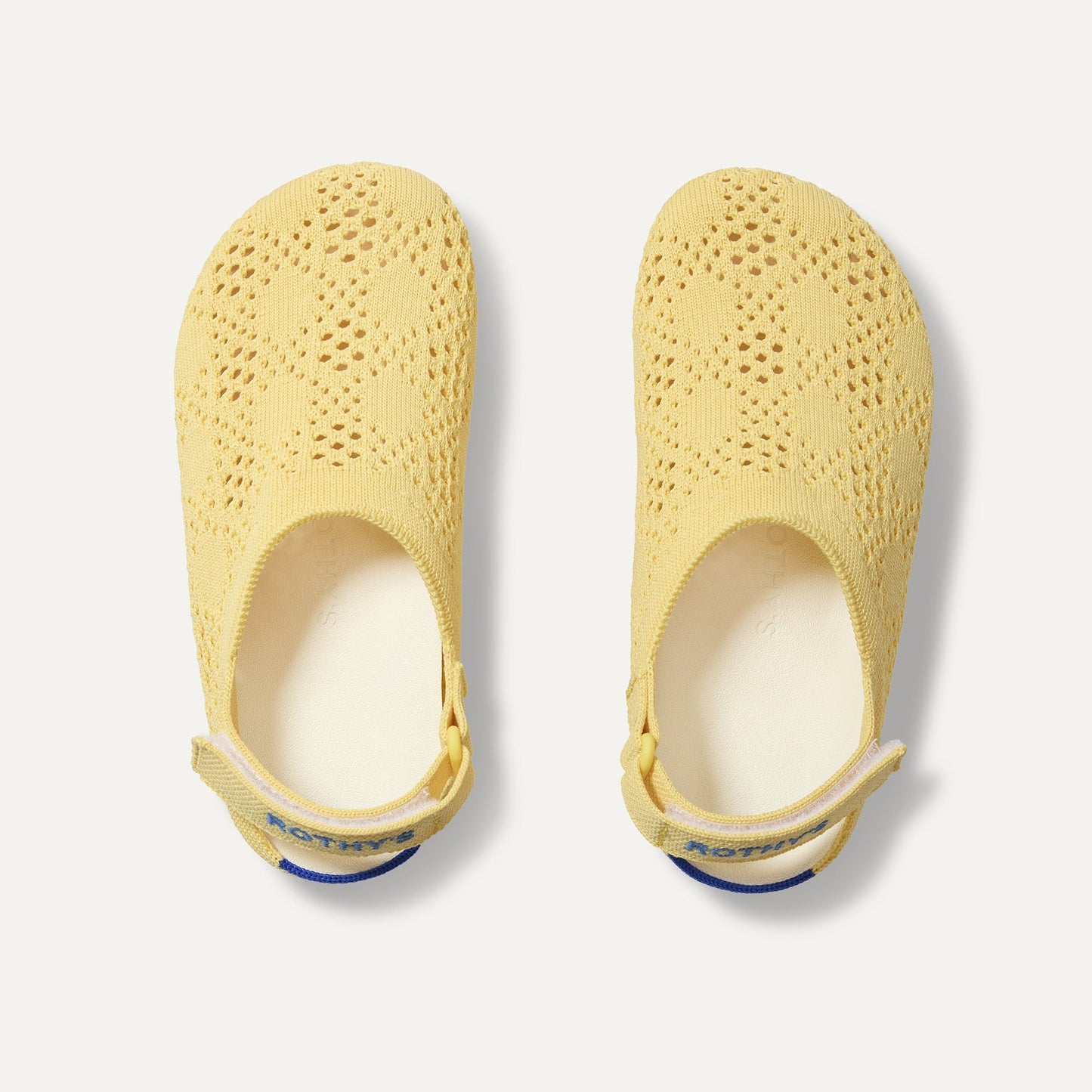 Rothys The Kids Clog in Sunny Crochet
